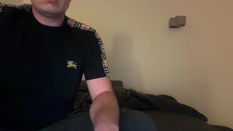 Tom online show from October 2025 11:24:02 PM