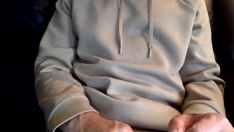 uncutone2345 online show from October 2025 09:21:02 PM