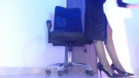Snapshot of underlana____ chatting on April 2026 11:11:01 PM online show from April 2026 11:11:01 PM