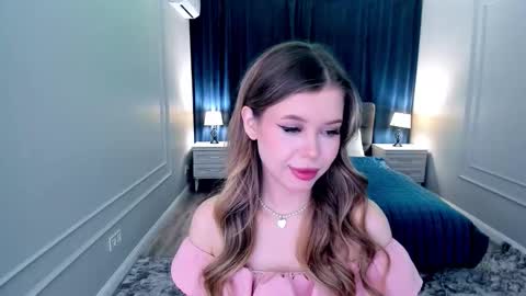 Alice online show from October 2025 07:56:02 PM