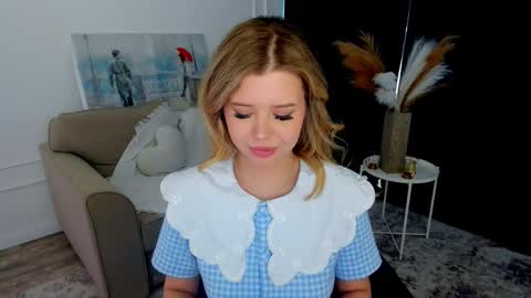 Alice online show from May 2026 04:31:02 AM