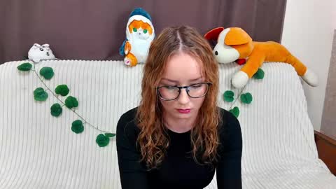 Snapshot of unforgettablehelen chatting on April 2026 09:48:02 AM unforgettablehelen online show from April 2026 09:48:02 AM