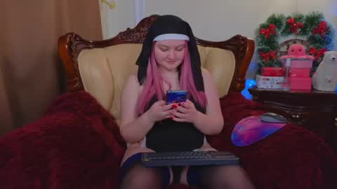 Snapshot of unholy_lady chatting on December 2024 06:24:02 AM Unholy Lady online show from December 2024 06:24:02 AM