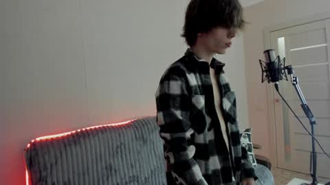 Alex online show from December 2024 08:56:01 AM