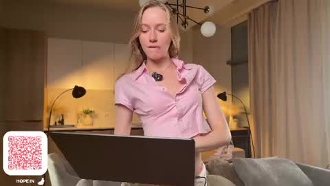 UnnaBella online show from July 2026 08:11:01 PM