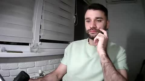 Snapshot of unnknow2024 chatting on April 2026 08:07:02 PM SlavaVibes online show from April 2026 08:07:02 PM