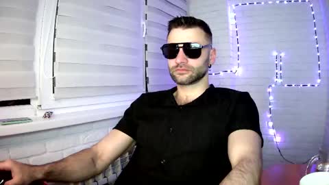 Snapshot of unnknow2024 chatting on April 2026 06:38:01 PM SlavaVibes online show from April 2026 06:38:01 PM