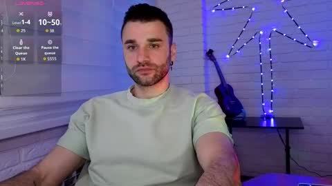 Snapshot of unnknow2024 chatting on May 2026 05:40:02 PM SlavaVibes online show from May 2026 05:40:02 PM