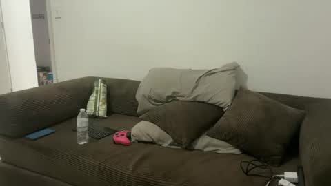 Stepbro online show from April 2026 11:27:02 PM