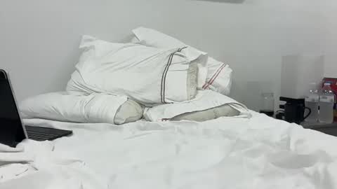 Stepbro online show from May 2026 10:04:02 PM