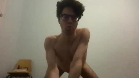 Snapshot of upsetboy chatting on January 2025 02:39:02 AM deaf mute boy online show from January 2025 02:39:02 AM