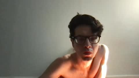 Snapshot of upsetboy chatting on October 2025 04:27:01 PM deaf mute boy online show from October 2025 04:27:01 PM