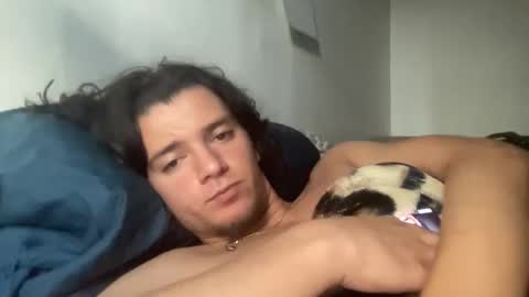 uptowncurls online show from October 2025 08:31:02 PM