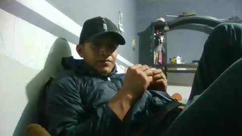 Snapshot of ur855224 chatting on January 2026 07:54:01 AM EL CAMA online show from January 2026 07:54:01 AM