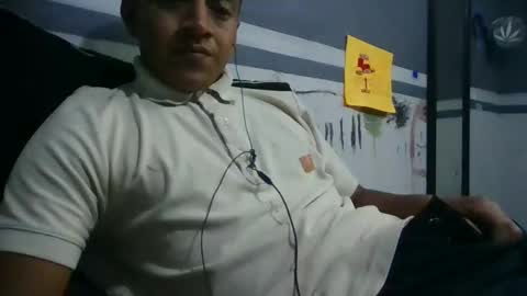 Snapshot of ur855224 chatting on February 2026 08:54:01 AM EL CAMA online show from February 2026 08:54:01 AM