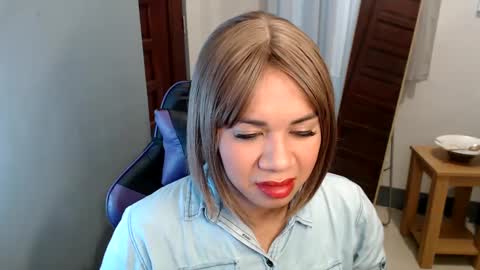 Vee online show from January 2025 03:26:02 AM