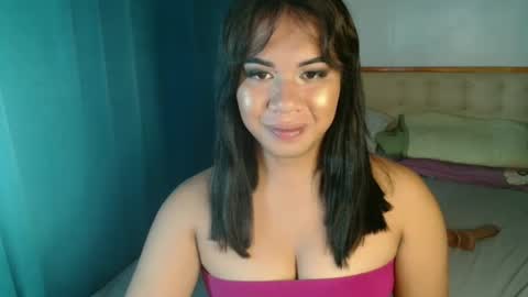 Vee online show from October 2025 01:22:01 PM