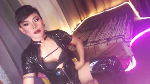 MISS ANNA online show from December 2025 01:59:02 AM