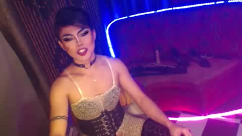 MISS ANNA online show from January 2026 12:27:02 AM
