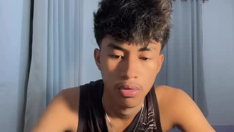 ur_fuckerbttm online show from February 2026 12:15:02 PM