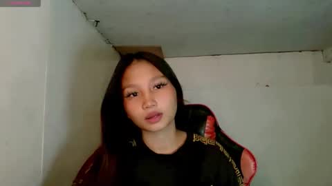 Snapshot of ur_hotjessa chatting on February 2026 03:03:02 AM urpinay jessa online show from February 2026 03:03:02 AM