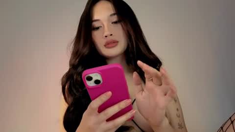 Lola online show from July 2026 02:57:01 PM