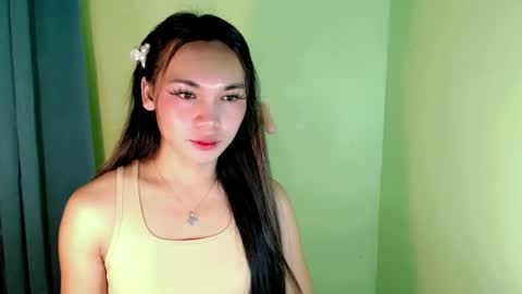 Snapshot of ur_innocent_girlx chatting on February 2025 06:36:02 PM QUEENSY online show from February 2025 06:36:02 PM