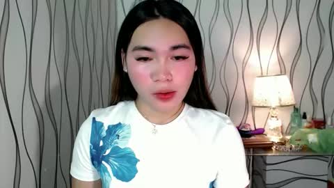 Snapshot of ur_innocent_girlx chatting on September 2025 10:15:01 AM QUEENSY online show from September 2025 10:15:01 AM