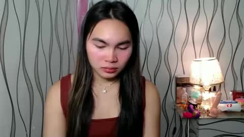 Snapshot of ur_innocent_girlx chatting on September 2025 11:08:01 PM QUEENSY online show from September 2025 11:08:01 PM