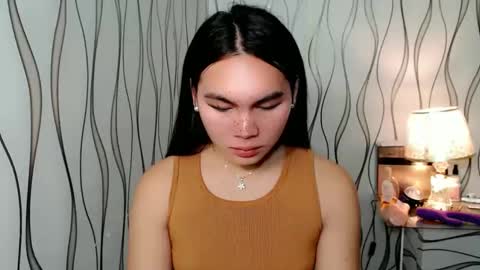 Snapshot of ur_innocent_girlx chatting on September 2025 11:48:01 AM QUEENSY online show from September 2025 11:48:01 AM