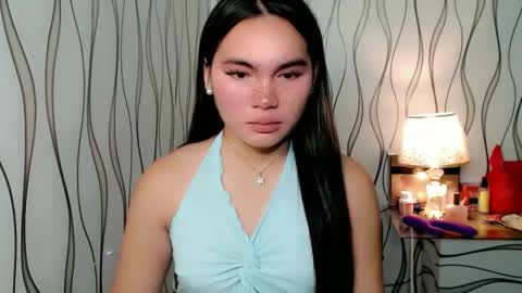 Snapshot of ur_innocent_girlx chatting on October 2025 09:15:02 PM QUEENSY online show from October 2025 09:15:02 PM