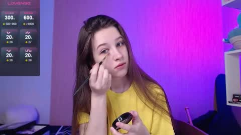 Snapshot of ur_kitty__ chatting on September 2025 11:20:02 AM Lera online show from September 2025 11:20:02 AM