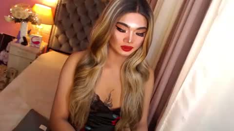 Snapshot of ur_sassygirl chatting on February 2025 02:07:02 AM Kath online show from February 2025 02:07:02 AM