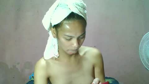 Snapshot of ur_sexybabe_ehra chatting on April 2026 12:47:01 PM ur_sexybabe_ehra online show from April 2026 12:47:01 PM