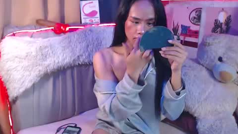 Snapshot of ur_sweet_atarah18 chatting on February 2025 03:17:01 PM Atarah online show from February 2025 03:17:01 PM