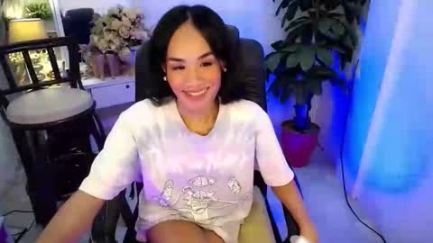 Snapshot of ur_sweet_atarah18 chatting on September 2025 09:49:01 PM Atarah online show from September 2025 09:49:01 PM