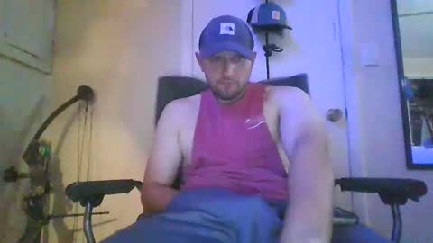 Snapshot of ur_zaddy4now chatting on December 2024 02:02:02 AM ur_zaddy4now online show from December 2024 02:02:02 AM