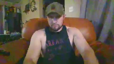 Snapshot of ur_zaddy4now chatting on February 2025 01:04:02 AM ur_zaddy4now online show from February 2025 01:04:02 AM