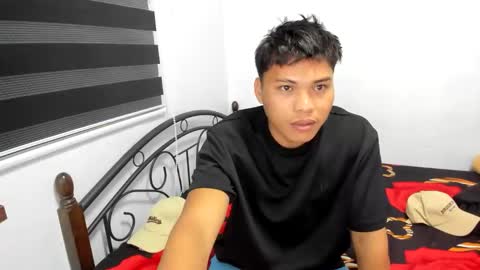 Snapshot of urasian_ajie chatting on April 2026 01:05:02 PM urasian_ajie online show from April 2026 01:05:02 PM