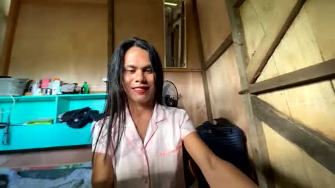 Snapshot of urasian_andrea chatting on December 2025 11:35:02 PM Andrea online show from December 2025 11:35:02 PM