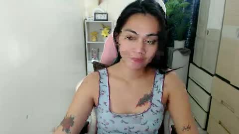 urasian_erica online show from October 2025 09:33:01 AM