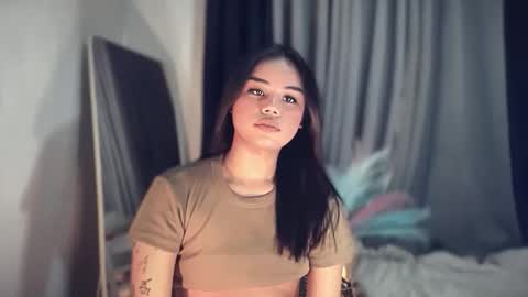 Snapshot of urasian_france69 chatting on January 2026 04:26:02 AM FRANCINE cum with me in pvt or pwrd online show from January 2026 04:26:02 AM