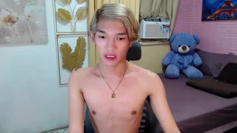 urasian_john20 online show from June 2026 07:15:02 PM