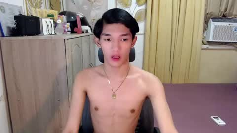 urasian_john20 online show from July 2026 07:32:02 AM