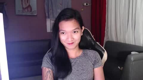 Snapshot of urasian_newra chatting on October 2025 04:58:01 PM NEWRA ALLISON online show from October 2025 04:58:01 PM