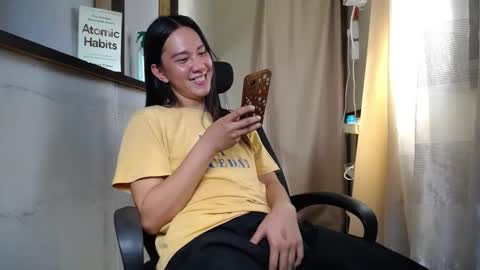 Snapshot of urasiantserika chatting on December 2024 03:25:02 AM Erika online show from December 2024 03:25:02 AM