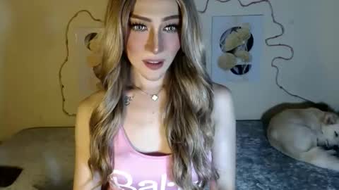 Snapshot of urbabyhot_gurl chatting on February 2026 04:29:01 PM QUEEN ANGEL online show from February 2026 04:29:01 PM