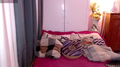 Snapshot of urbabysofia0305 chatting on January 2026 09:53:02 PM Sofia online show from January 2026 09:53:02 PM