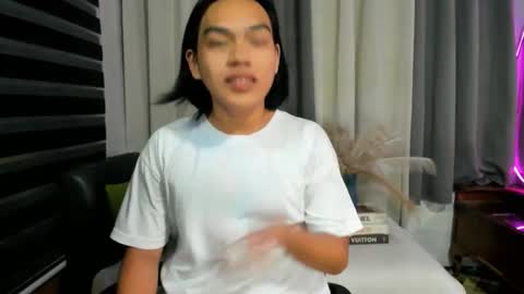 Snapshot of urbambislvt chatting on April 2026 06:20:02 AM urbambislvt online show from April 2026 06:20:02 AM