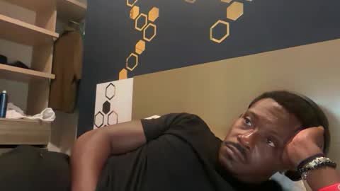 urbandick5 online show from May 2026 01:46:01 AM